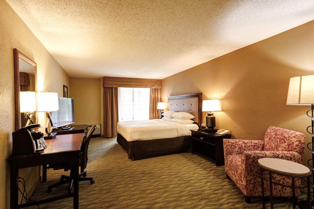Crowne Plaza Jacksonville Airport By Ihg Екстер'єр фото