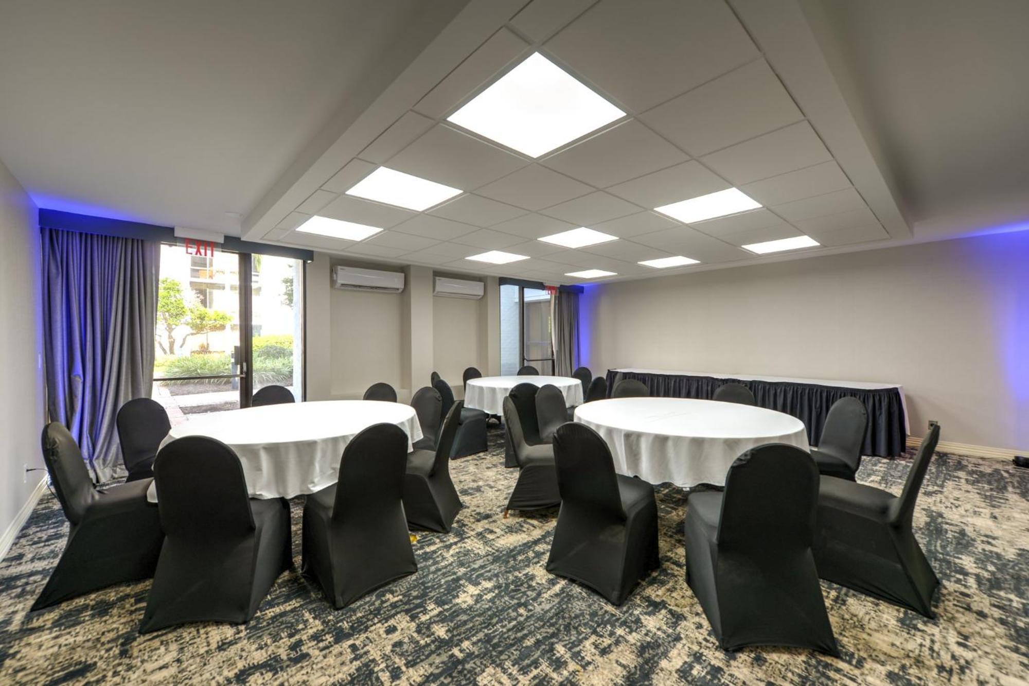 Crowne Plaza Jacksonville Airport By Ihg Екстер'єр фото
